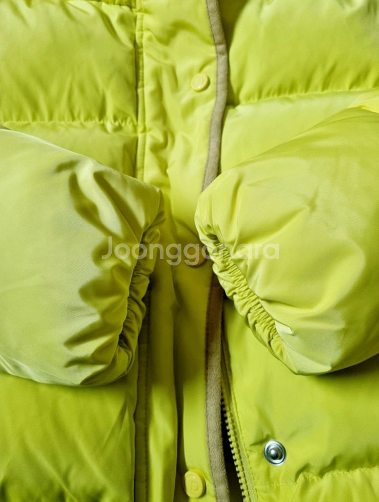 여성 코인코즈 노랑 오리털 숏패딩 S사이즈--9