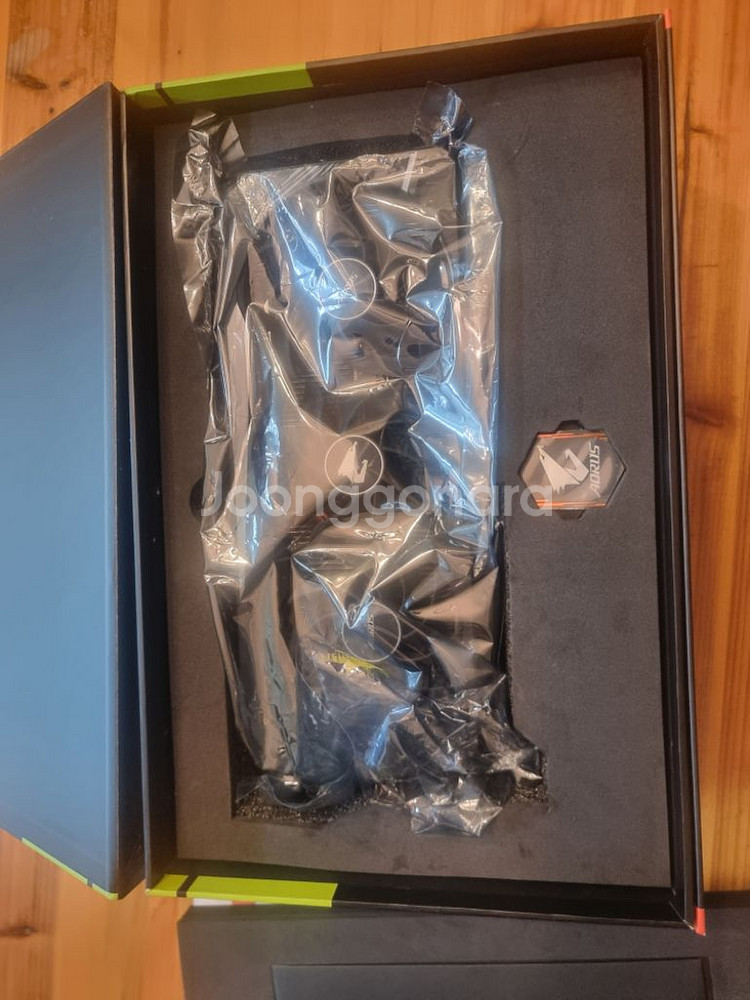 기가바이트 RTX 3090 어로스 마스터--2