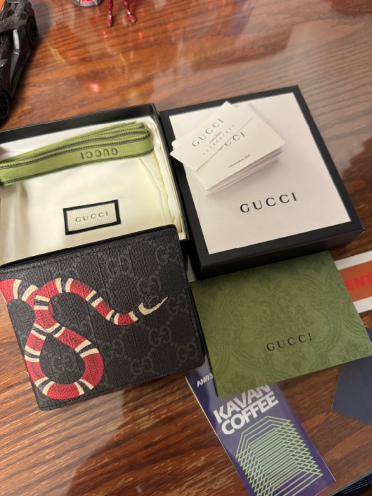 구찌 킹스네이크 프린트 GG 슈프림 반지갑 블랙--0
