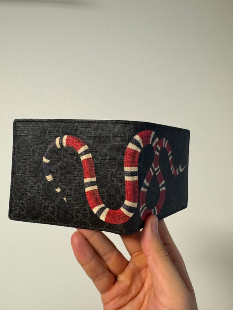 구찌 킹스네이크 프린트 GG 슈프림 반지갑 블랙--6