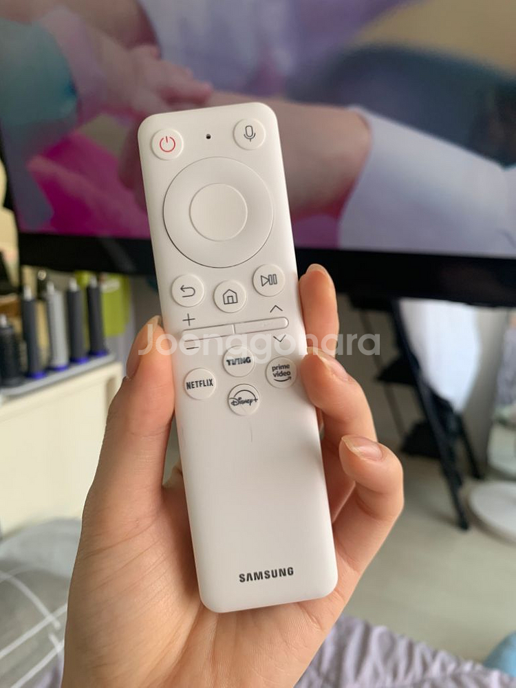 삼탠바이미 m7 43인치 + 거치대 포함--2