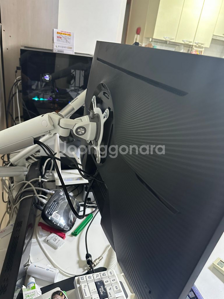 삼성 게이밍 모니터 G4 240hz + 모니터암--1