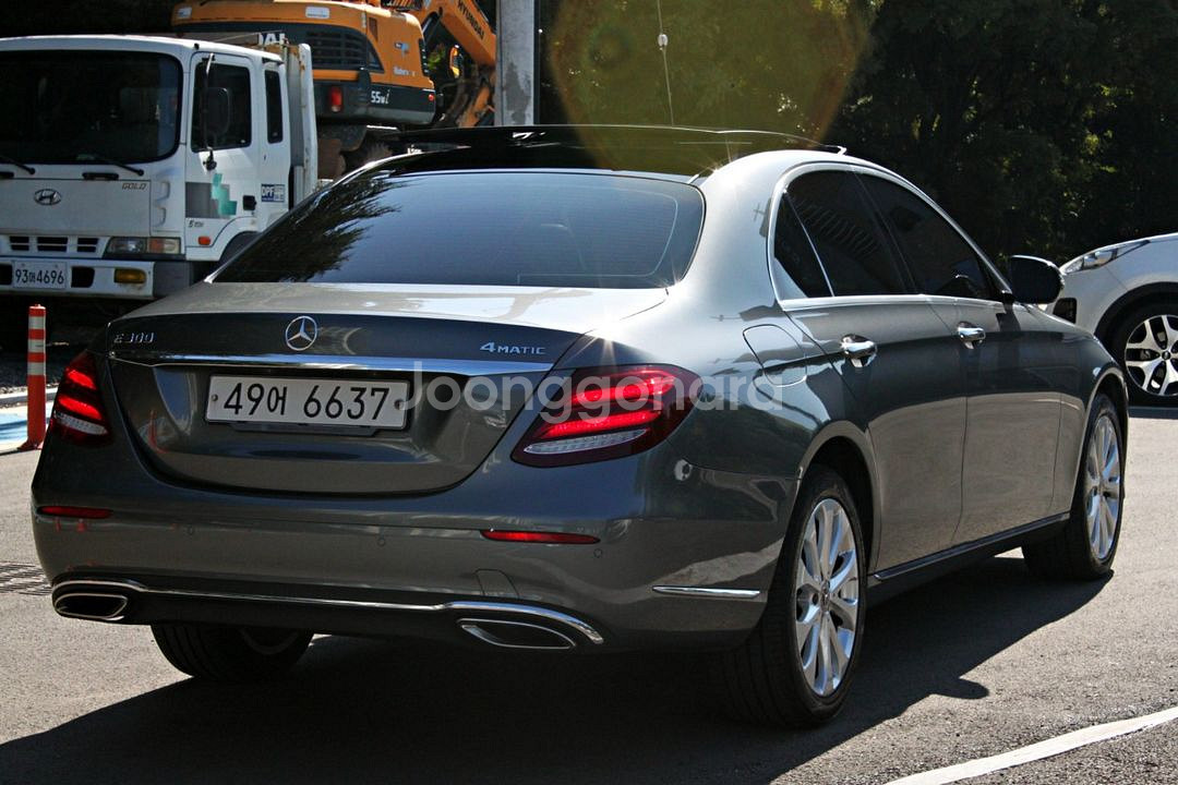 E클래스 4MATIC 익스클루시브 무사고 전국최저가--1