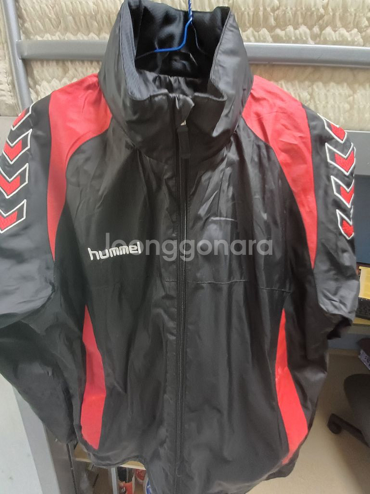 Hummel 아웃도어자켓 레드블랙--0