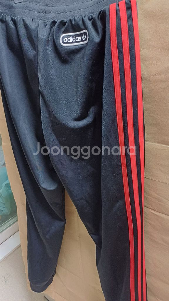 Adidas Red Stripes 트레이닝--1