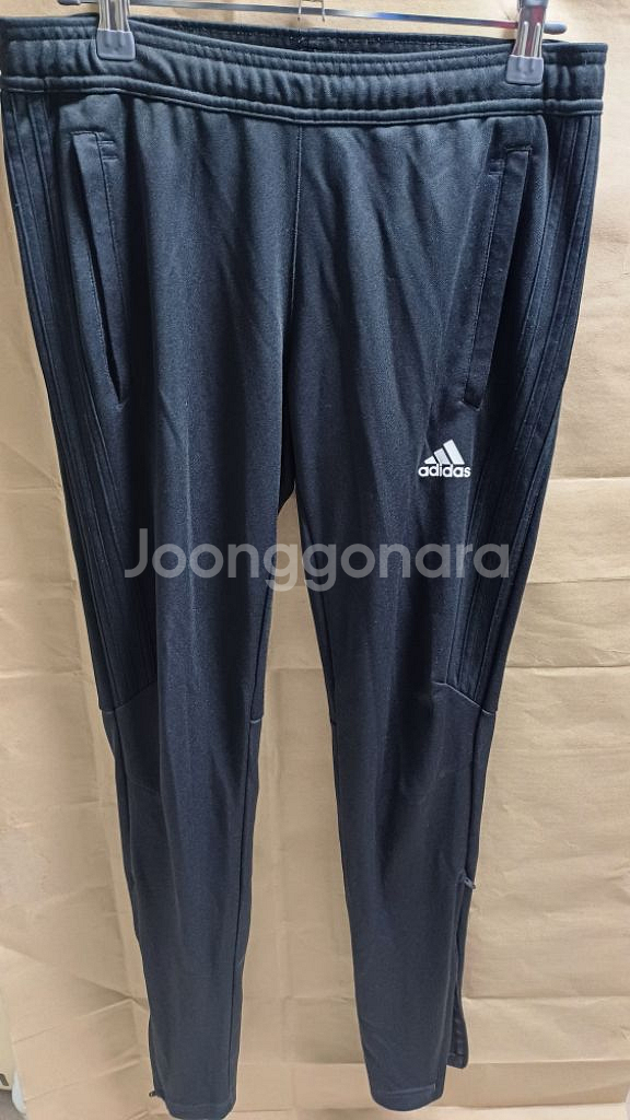 Adidas Zipped 트레이닝--0