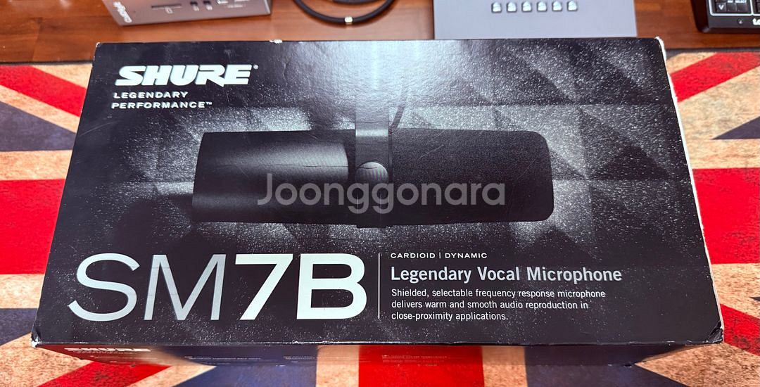 SHURE SM7B 다이나믹 마이크 팝니다!--0