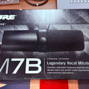 SHURE SM7B 다이나믹 마이크 팝니다!