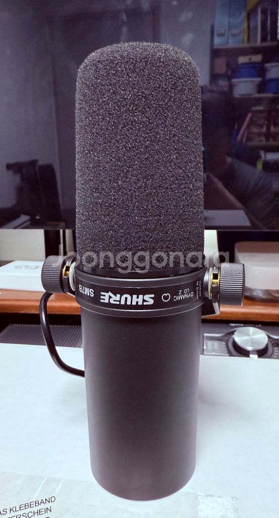 SHURE SM7B 다이나믹 마이크 팝니다!--4