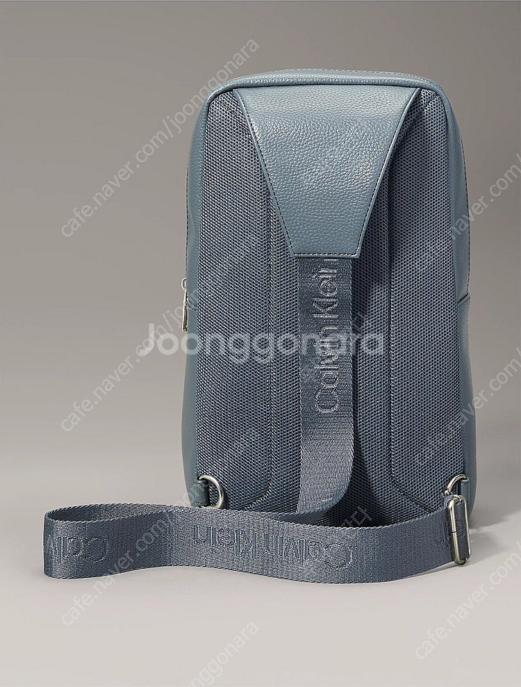 캘빈클라인 올데이 슬링백 Calvin Klein CK--1