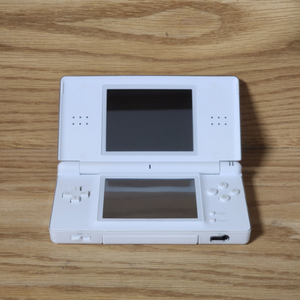 닌텐도 ds lite / ndsl 크리스탈 화이트