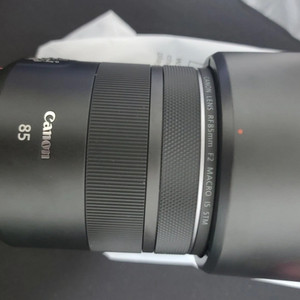 캐논 rf85mm f2 macro is stm 팝니다.