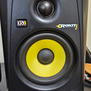 KRK ROKIT5 G3 1조 판매합니다!