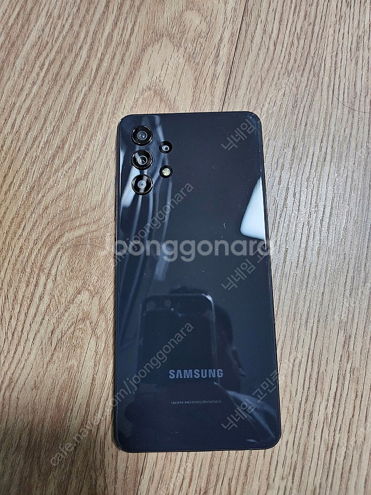 갤럭시A32 64g s급 팝니다--1