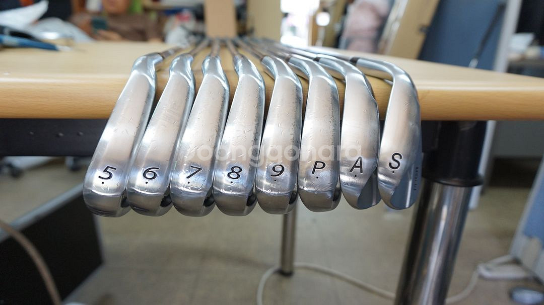 PRGR EX1 포지드 NSPRO950 R 8아이언--6