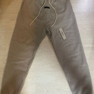 피오갓에센셜 코어헤더 M사이즈 팬츠판매