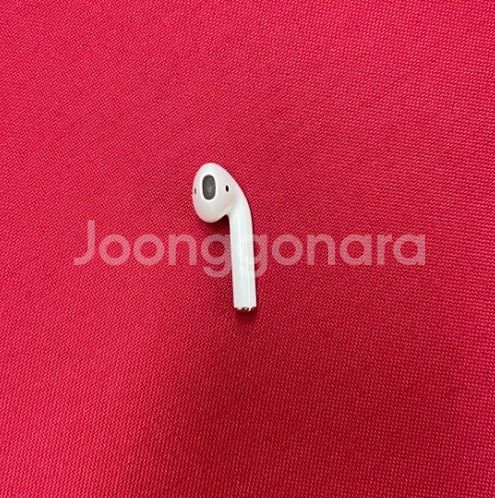 에어팟 2세대 왼쪽 유닛판매합니다. (3만원)--1