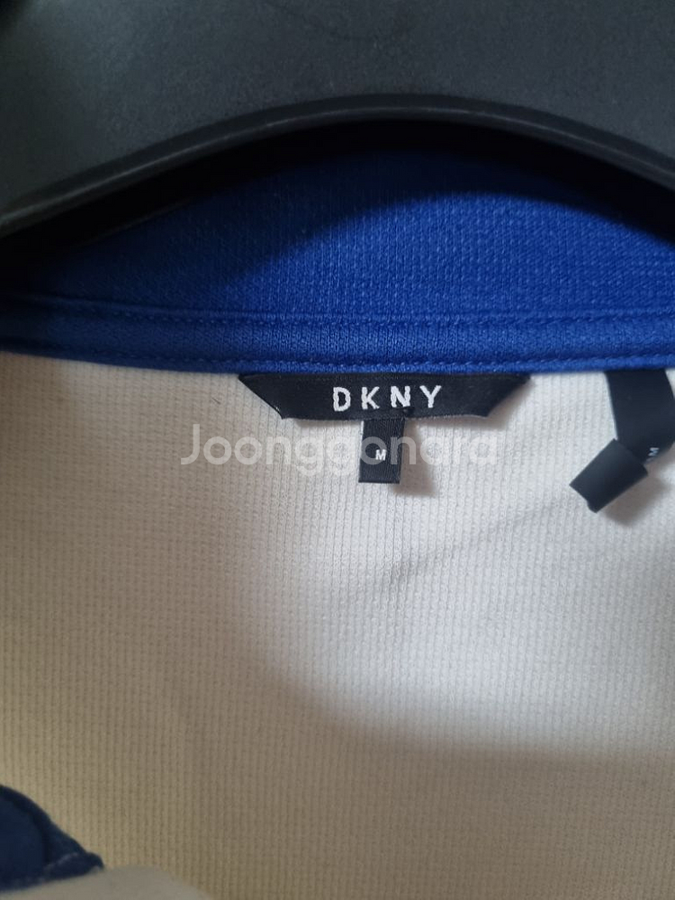 DKNY 남성 집업 티셔츠 M사이즈 새상품급 택포--2