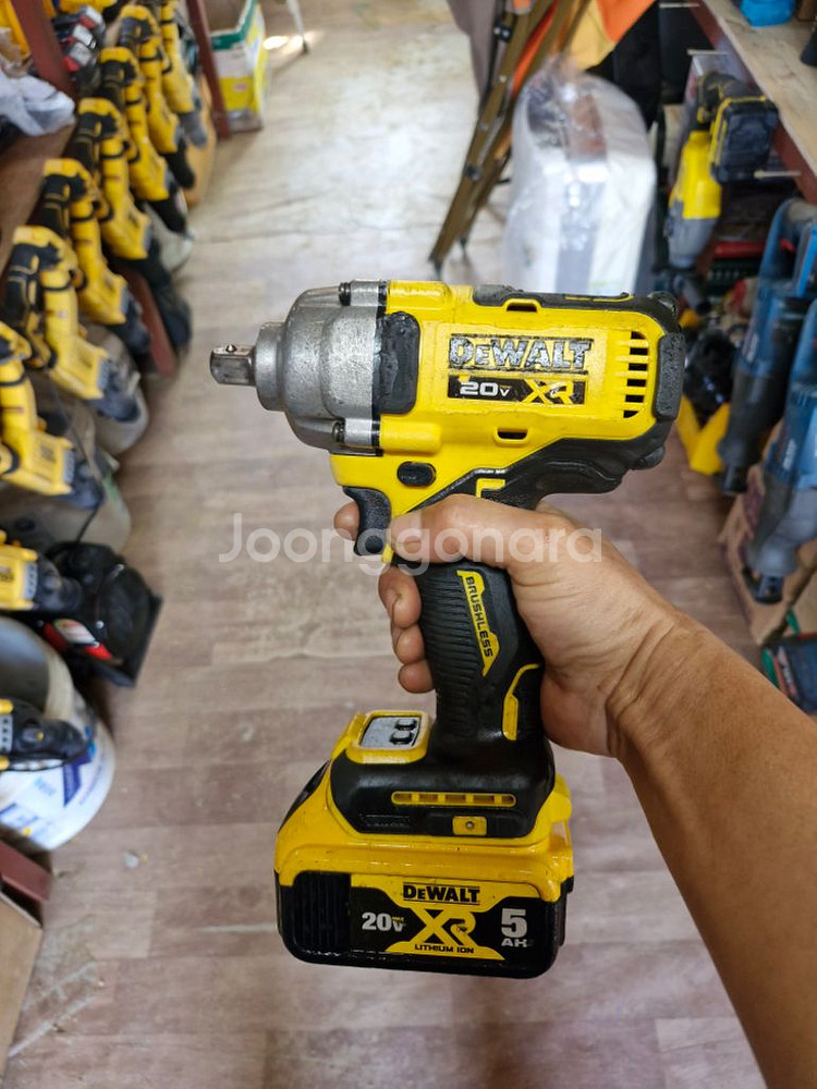 디월트미드토크임팩렌치DCF892 속도조절 배터리포함.6--6