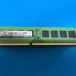 Samsung 4gb 1Rx8 PC3-10600U