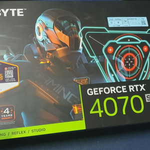 GIGABYTE GEFORCE 4070 SUPER 3팬