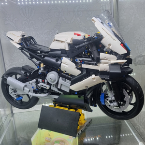 정품 레고 42130 BMW 오토바이(M1000RR)