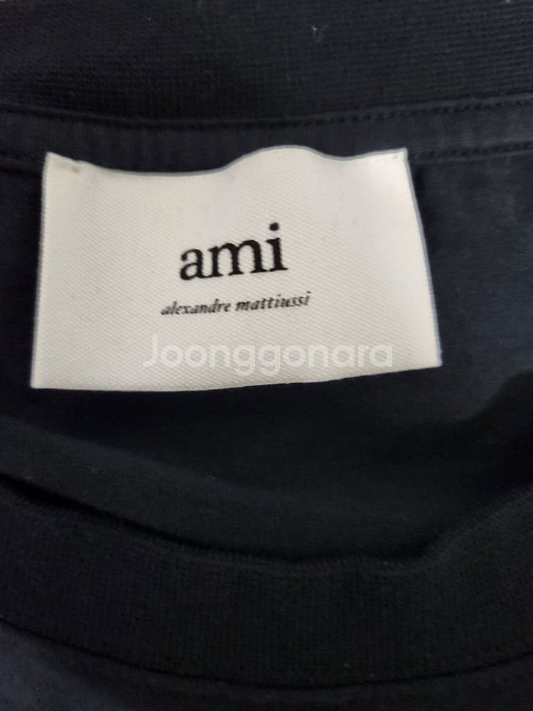 아미(AMI)톤온톤 드 꾀흐 로고티(100사이즈)--3