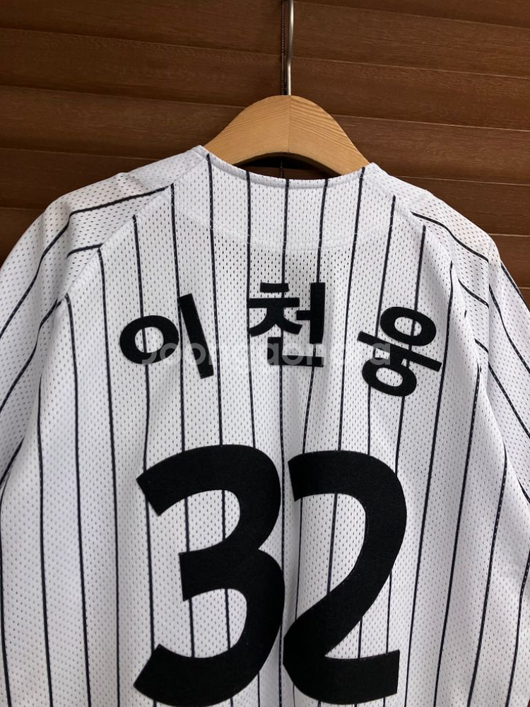 KBO LG 트윈스 이천웅 홈 유니폼 야구져지--3