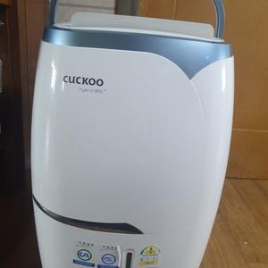쿠쿠공기청정 제습기 15.9리터결로방지예방 물잘빨립니다