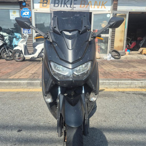 NMAX155 22년식 판매합니다.