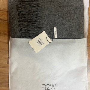 R2W cashmere muffler (새제품)