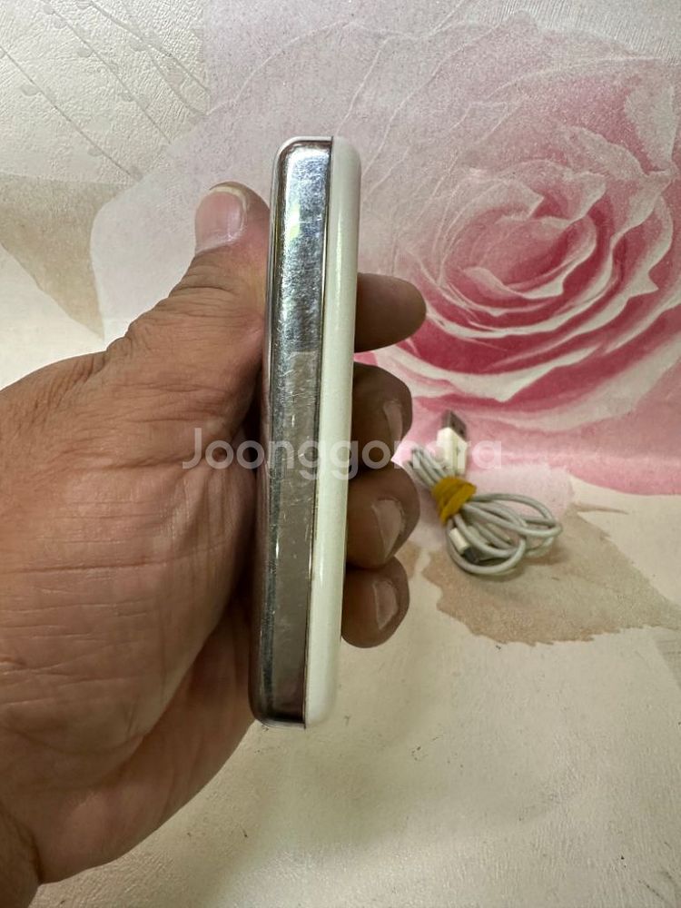 아이팟 3세대 iPod,A1040,10기가.충전반응X--2