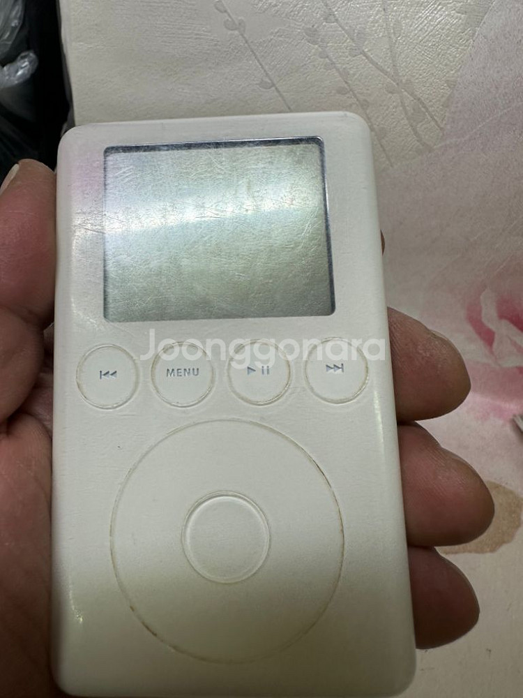 아이팟 3세대 iPod,A1040,10기가.충전반응X--8