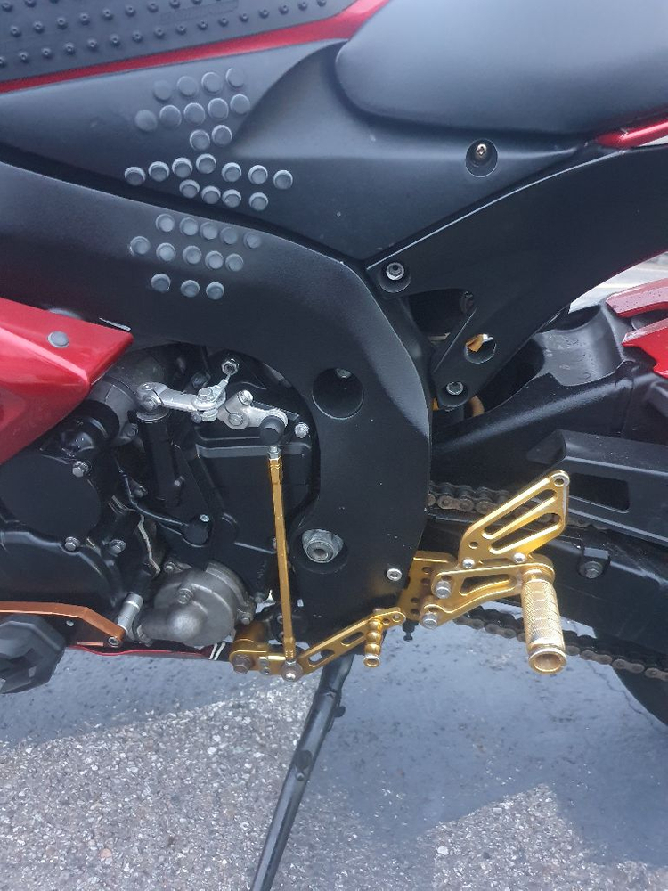 스즈키gsx-r750 이미지