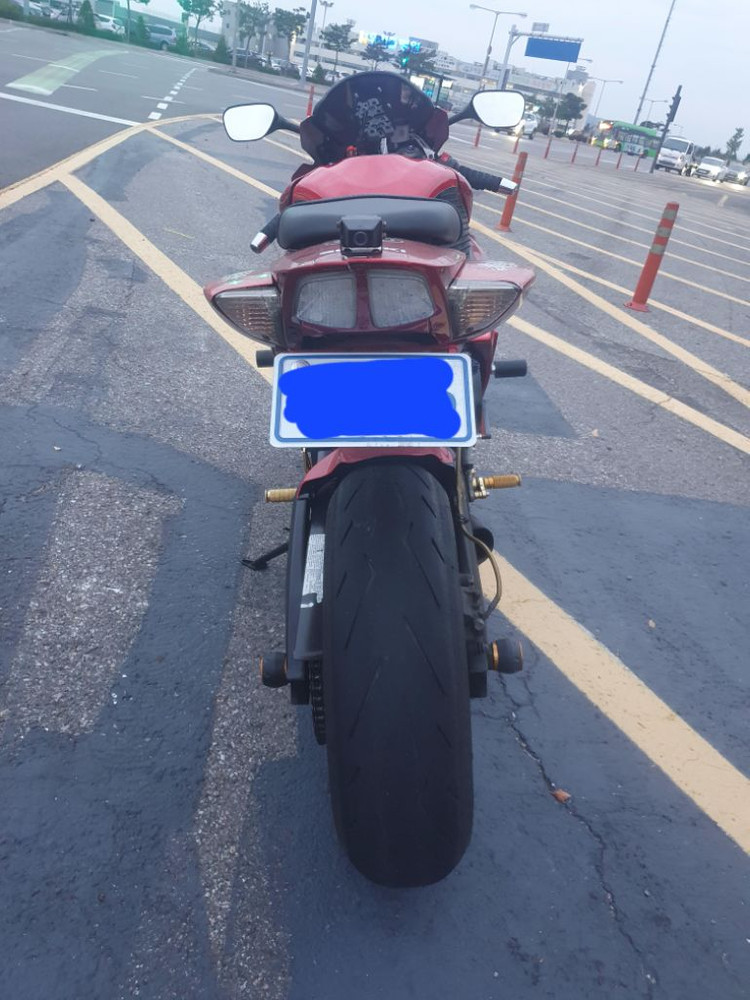 스즈키gsx-r750 이미지