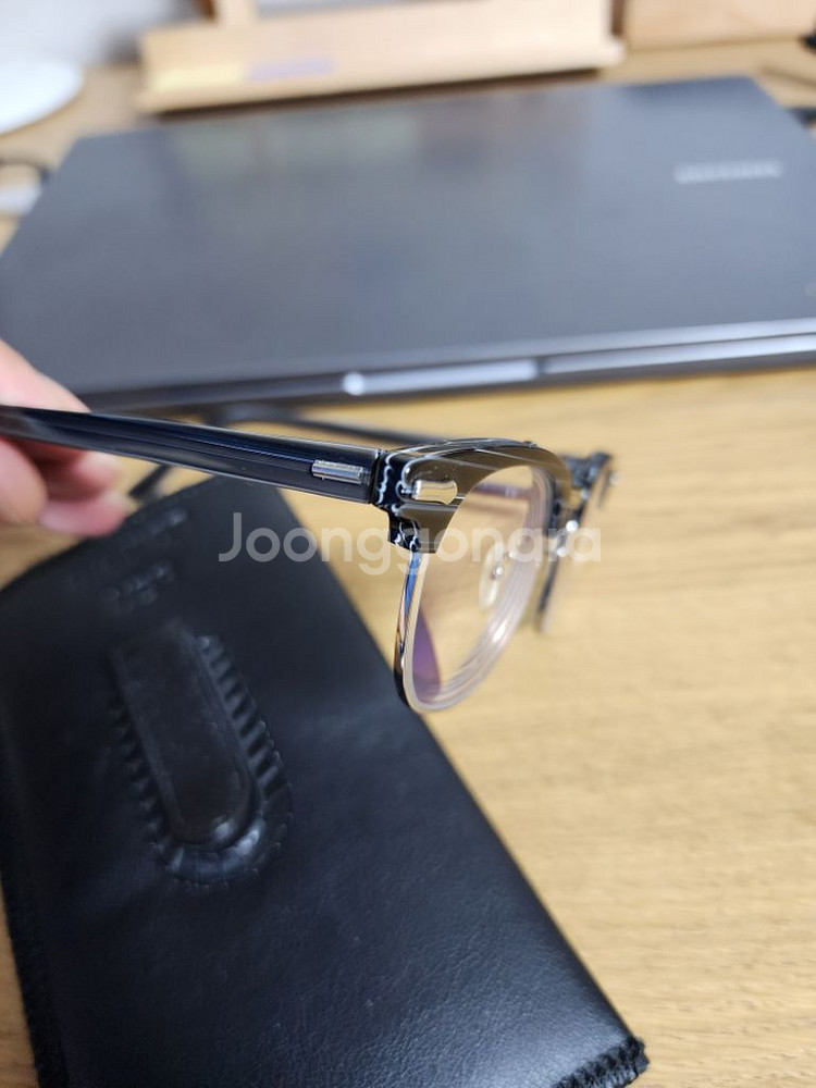 슈론 론서 하금테 안경 판매합니다.--2