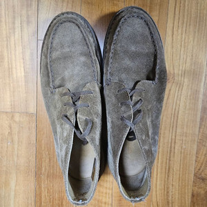 drakes chukka boots 8