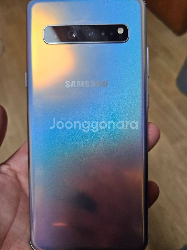 갤럭시 s10 5g 256gb 무잔상폰 팝니다--3