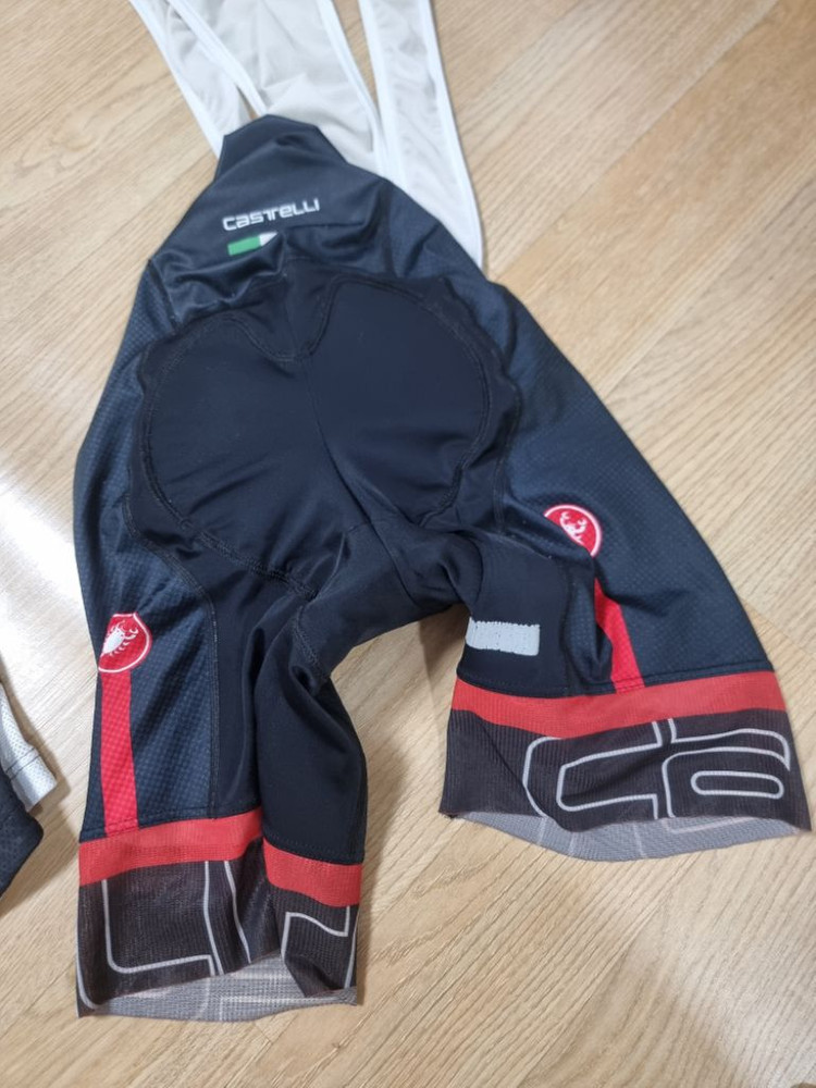 정품 카스텔리 져지, 빕숏 세트 판매--2