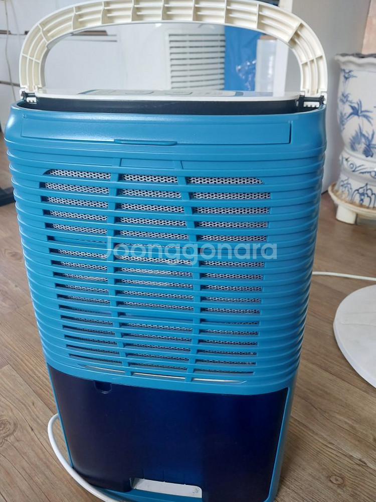 노비타 제습기 결로방지예방 물잘빨립니다 빨래잘말립니다--2