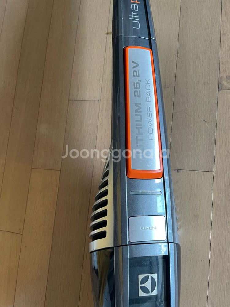 일레트로룩스 electrolux 무선 청소기 (부품용)--2