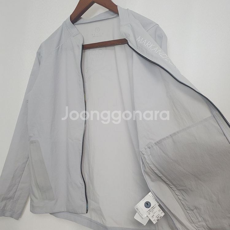 (새제품)마크앤로나 여성L 바람막이 스윙아우터--5