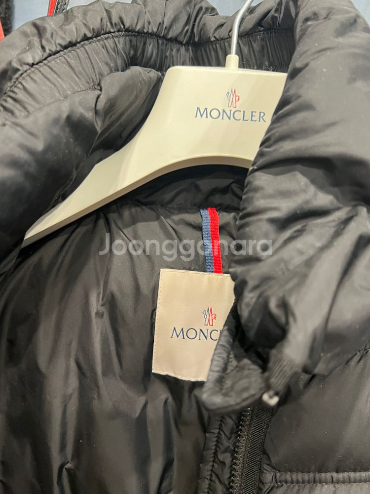 몽클레어 여성 패딩 (정품)--1