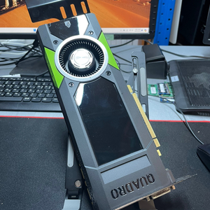 NVIDIA 쿼드로 P5000