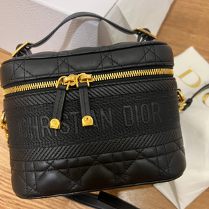 Dior 디올 스몰 베니티 케이스 블랙