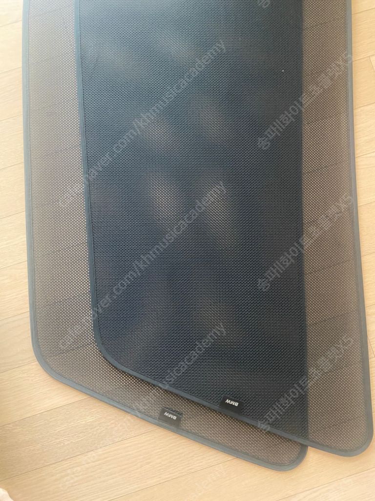BMW 정품 선쉐이드 팝니다
