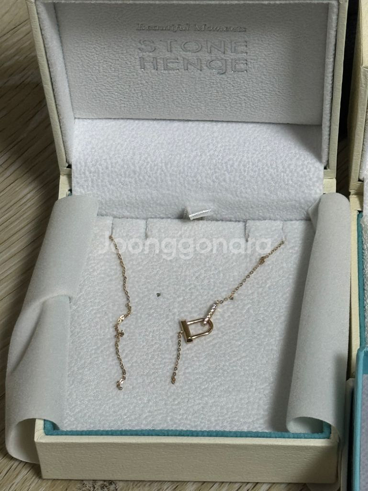 스톤헨지 목걸이 2개 귀걸이 1개 (네고가능)--1