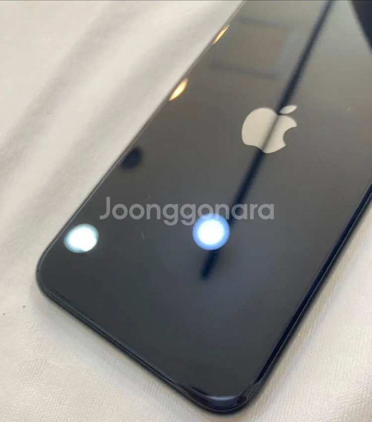 아이폰se3 블랙 64G 팝니다--6