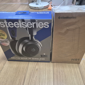 Steel series 아크티스노바7P 헤드셋+거치대