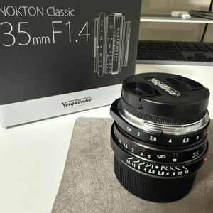 보이그랜더 35mm f1.4 vm마운트 팝니다